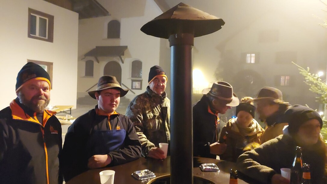 2025-12-14-Besinnliche-Adventfeier-Funkenzunft-Röns-19.59.35.jpeg