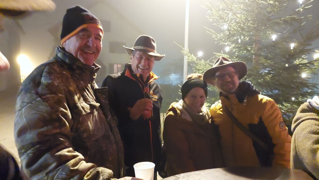 2025-12-14-Besinnliche-Adventfeier-Funkenzunft-Röns-19.59.37.jpeg